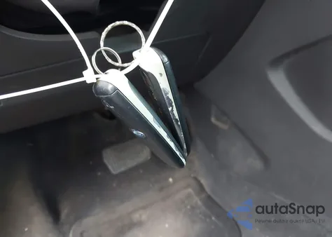 2014 Ford Focus Titanium из США, поврежденный, VIN 1FADP3J27EL226630